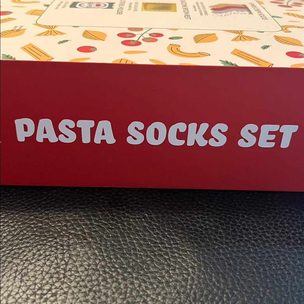 BUON APPETITO PASTA SOCK SET - Picture 5 of 6